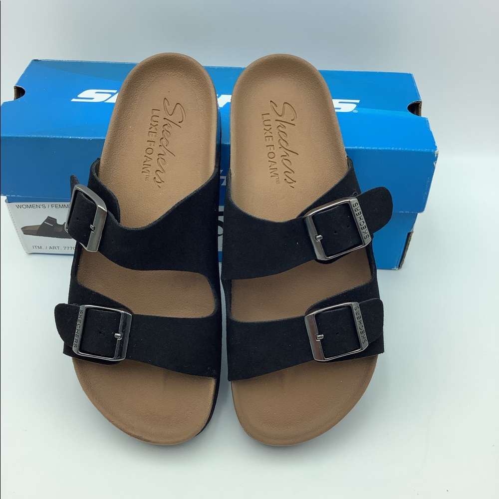 SKECHERS  SANDALS  🩴 Women’s  Size 5